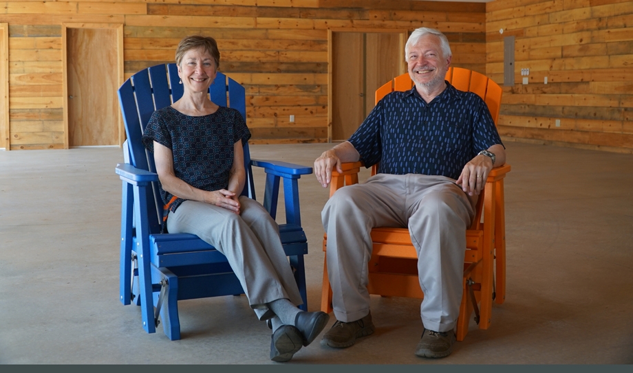 Barbara and Dudley White committed $6.1 million in 2019 to support the Policy Internship Program and other UVA Engineering needs.