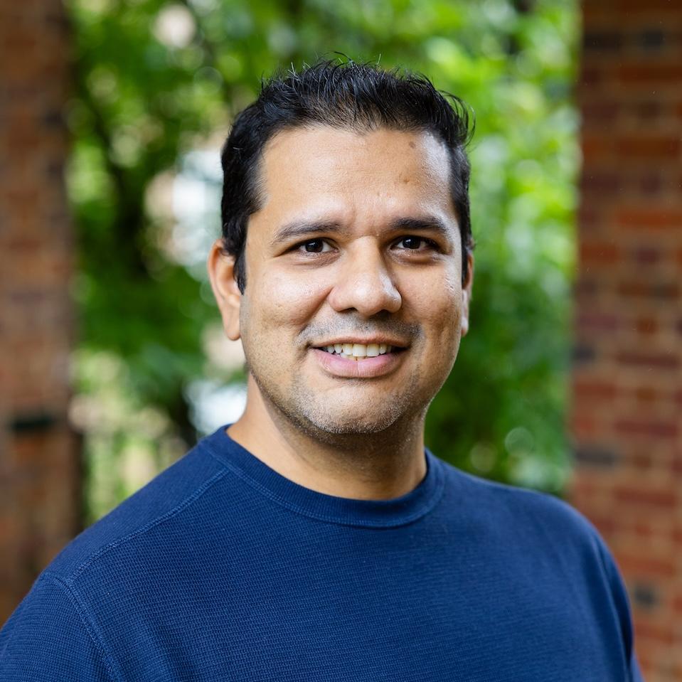 Madhur Behl Headshot